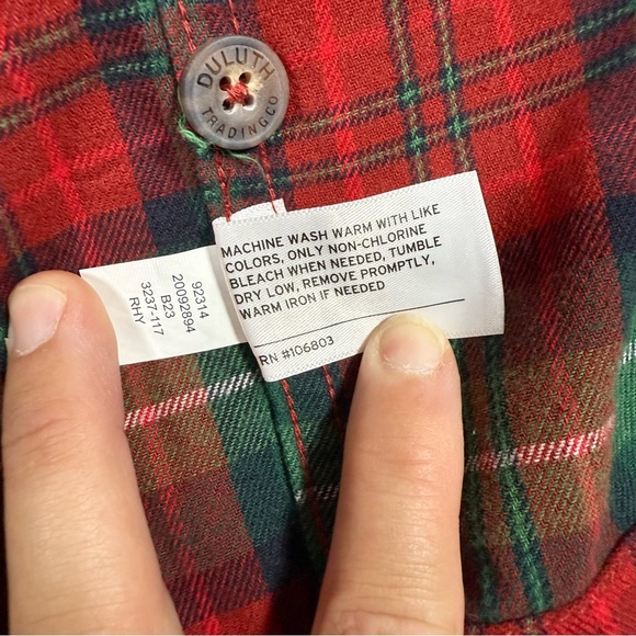 Duluth Trading Co men’s cotton robe Red green plaid - Picture 2 of 10